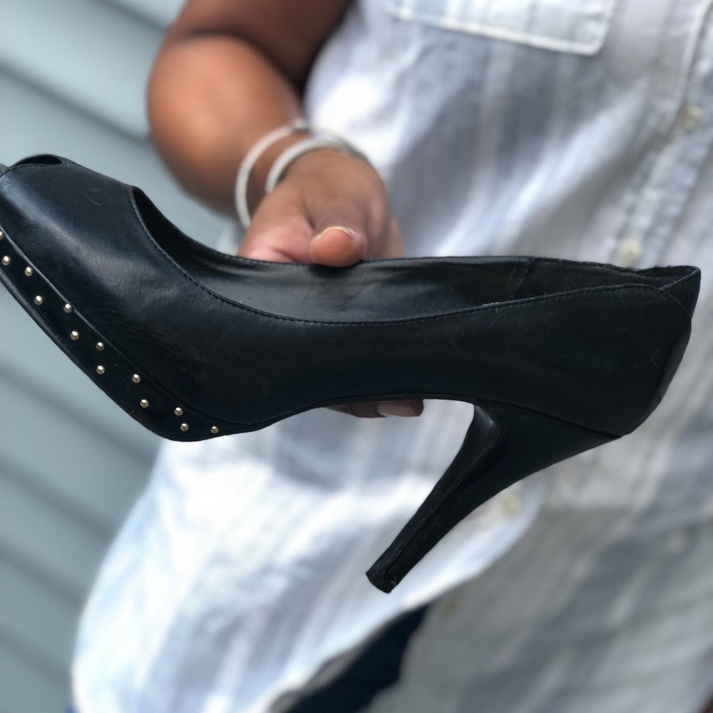 Black peep-toe Heels